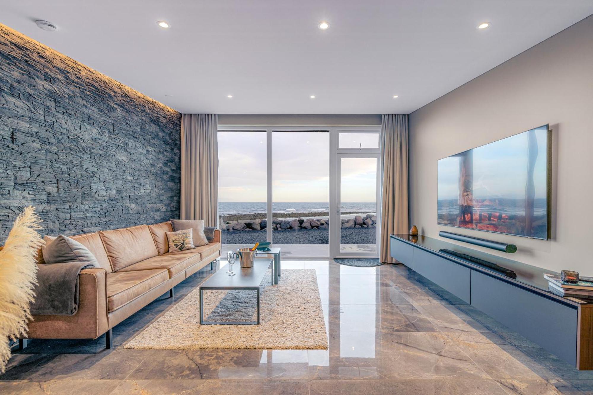Bay View Apartments Gardur ภายนอก รูปภาพ