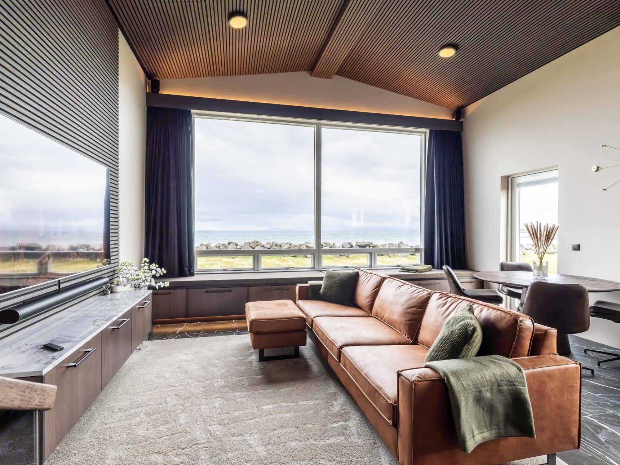 Bay View Apartments Gardur ภายนอก รูปภาพ